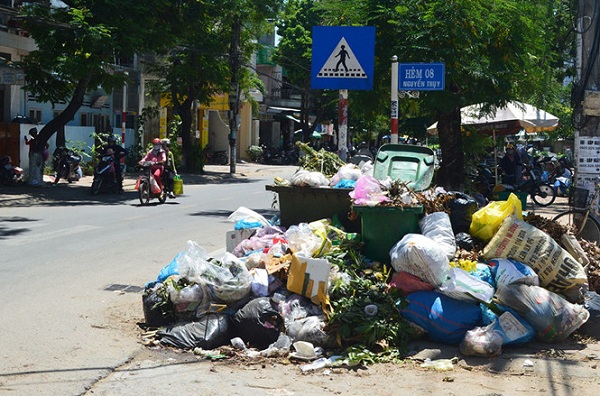 Thấp thỏm về rác, Quảng Ngãi lại lo tìm chỗ... đổ rác