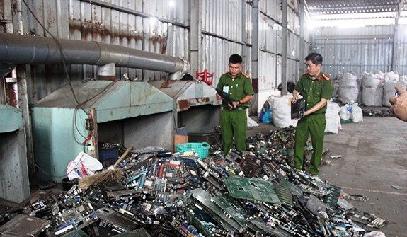 Đồng Nai: Phát hiện một cơ sở tái chế linh kiện điện tử trái phép
