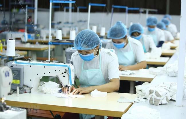 Mức lương tối thiểu doanh nghiệp tại Hà Nội đang áp dụng