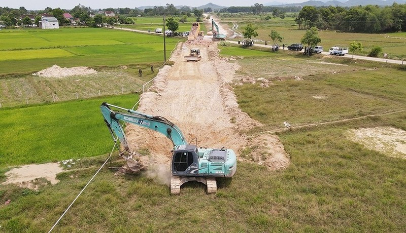 Hai công nhân thương vong khi thi công cao tốc đoạn qua Hà Tĩnh