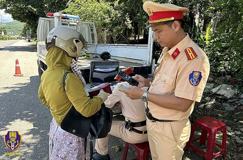 6 tháng: Phạt hơn 2,1 triệu trường hợp vi phạm giao thông, phạt tiền hơn 4 nghìn tỷ đồng