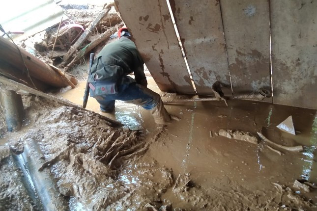 Đã tìm thấy 6 thi thể trong vụ sạt lở đất ở Sơn La