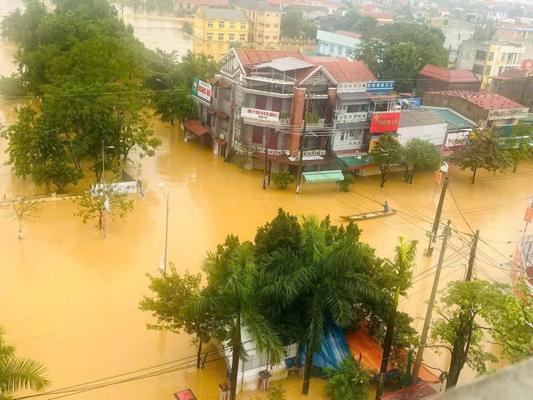 Quảng Bình: Ngập lụt gia tăng, di dời hơn 1.200 hộ dân