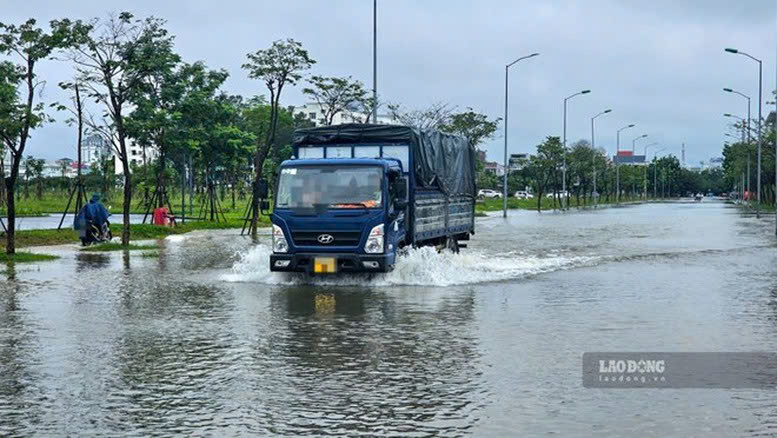 Cảnh báo mưa lớn, lốc sét từ Quảng Trị đến Phú Yên