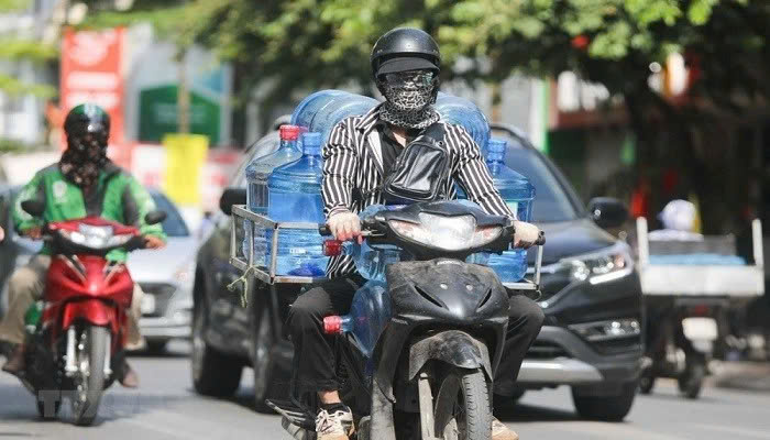 Thời tiết hôm nay 6/5: Bắc Bộ nắng nóng, Nam Bộ ngày nắng nóng, tối mưa dông