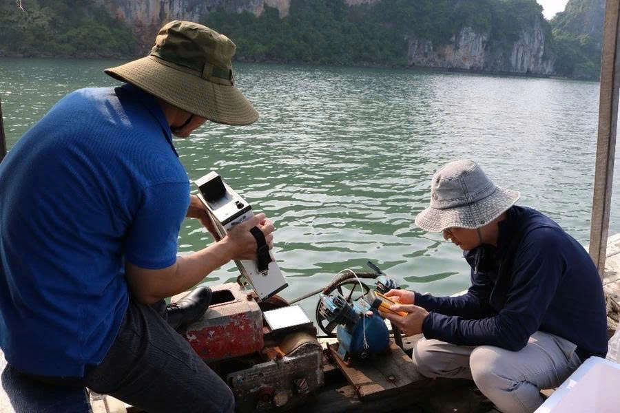 Giám sát thông minh chất lượng nước Vịnh Hạ Long