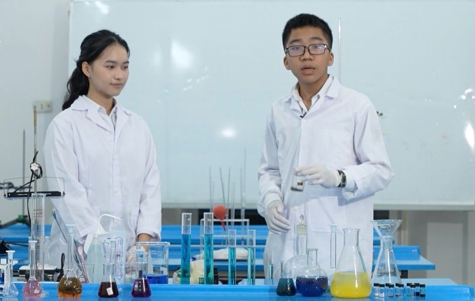 Tái sử dụng Lithium trong pin để làm sạch nước thải nhuộm màu