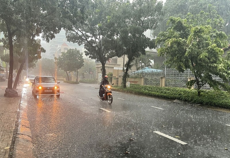 Thời tiết ngày 3/6: Bắc Bộ chiều tối có mưa lớn cục bộ