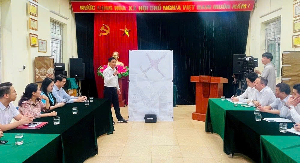 Quận Tây Hồ quyết tâm sớm bàn giao mặt bằng dự án cầu Tứ Liên