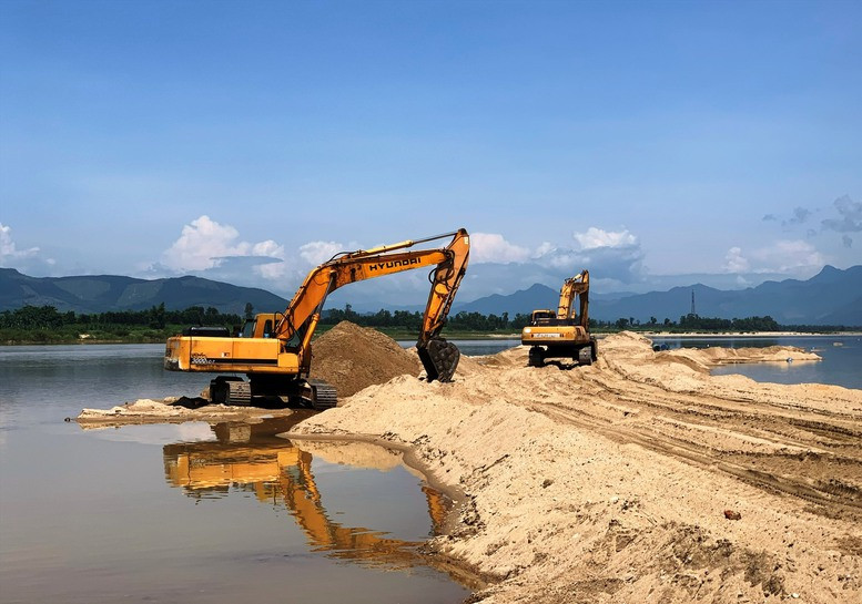 Quảng Nam khắc phục tình trạng khan hiếm cát xây dựng 