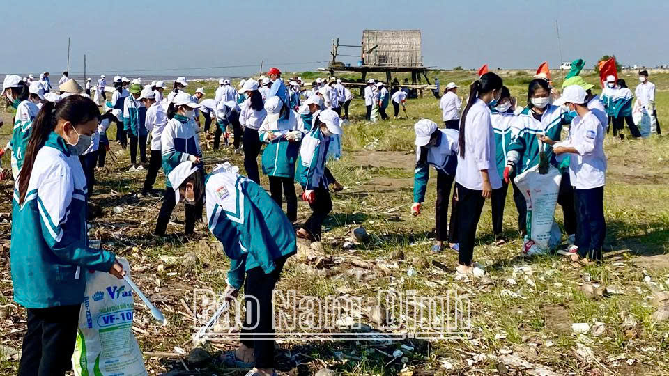 Hưởng ứng Ngày Môi trường thế giới (5/6): Chống ô nhiễm nhựa: từ nhận thức đến hành động