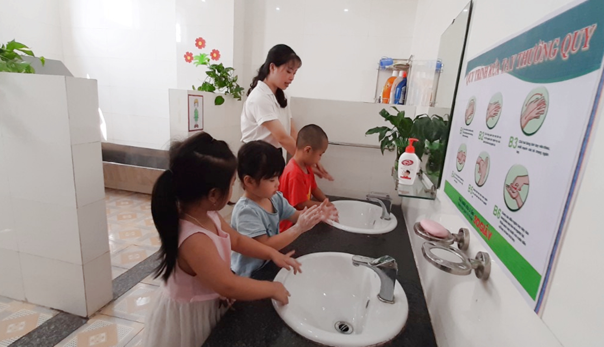 Lâm Đồng: Bệnh tay chân miệng diễn biến phức tạp