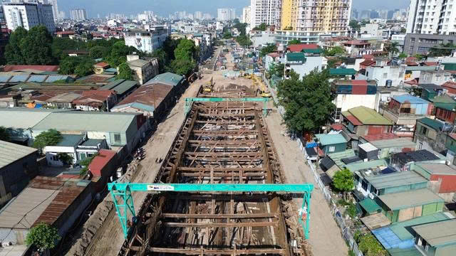 Hà Nội: Nhiều công trình xây dựng thiếu giàn giáo, rào chắn, hồ sơ chưa đạt