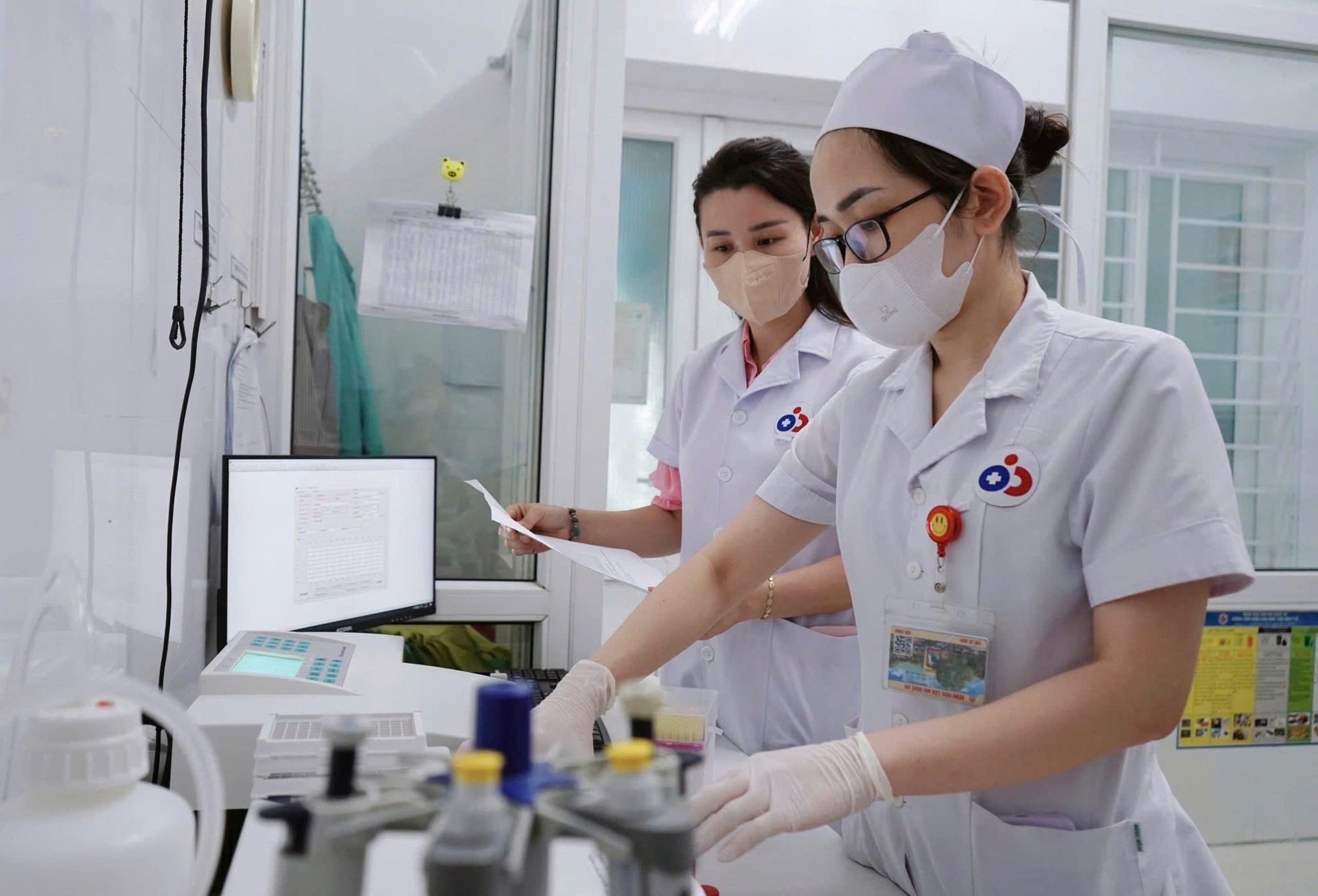 Gần 900 trẻ em Nghệ An nhiễm giun sán từ chó mèo: Báo động về thói quen nuôi thú cưng thiếu an toàn