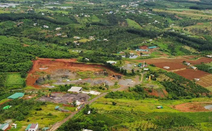 Khẩn trương hoàn thiện Dự án Luật Địa chất và khoáng sản, Luật Đất đai (sửa đổi)