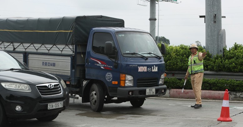 Hạn chế các phương tiện hướng về Hà Nội để phục vụ A80