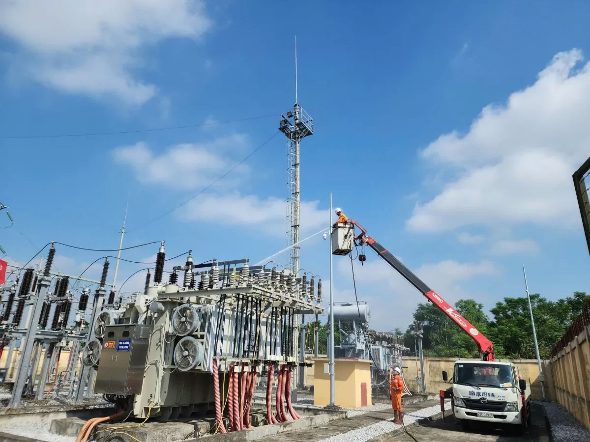 Điện lực Tuyên Quang tăng cường chuyển đổi số trong vận hành hệ thống điện