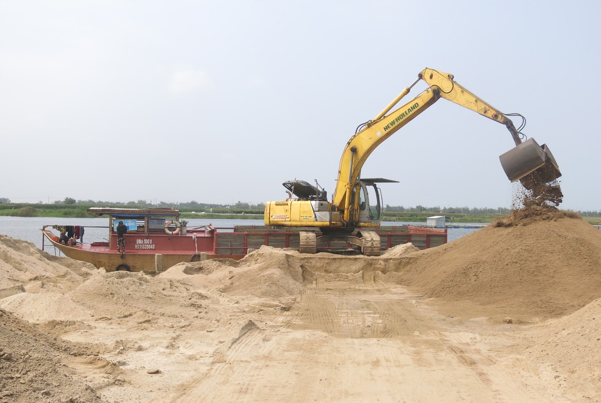 Hưng Yên: Đảm bảo nguồn cung vật liệu, đẩy nhanh tiến độ công trình trọng điểm