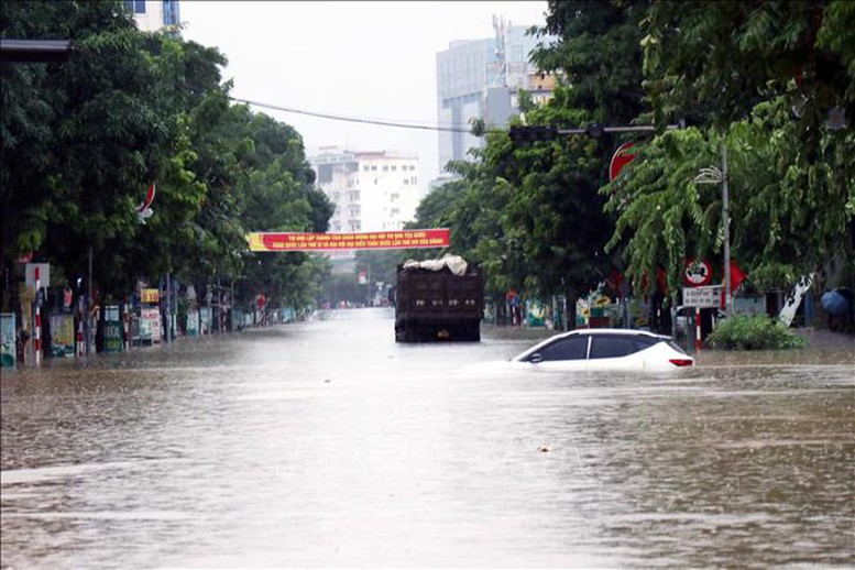 Thái Nguyên: Nhiều khu vực còn ngập sâu; 4 người chết, 2 người mất tích do mưa lũ