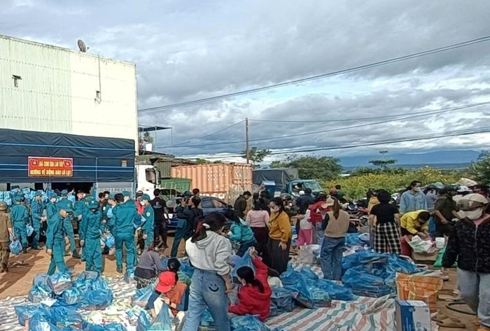 Cả nước chung tay hỗ trợ người dân bị ảnh hưởng bởi mưa lũ