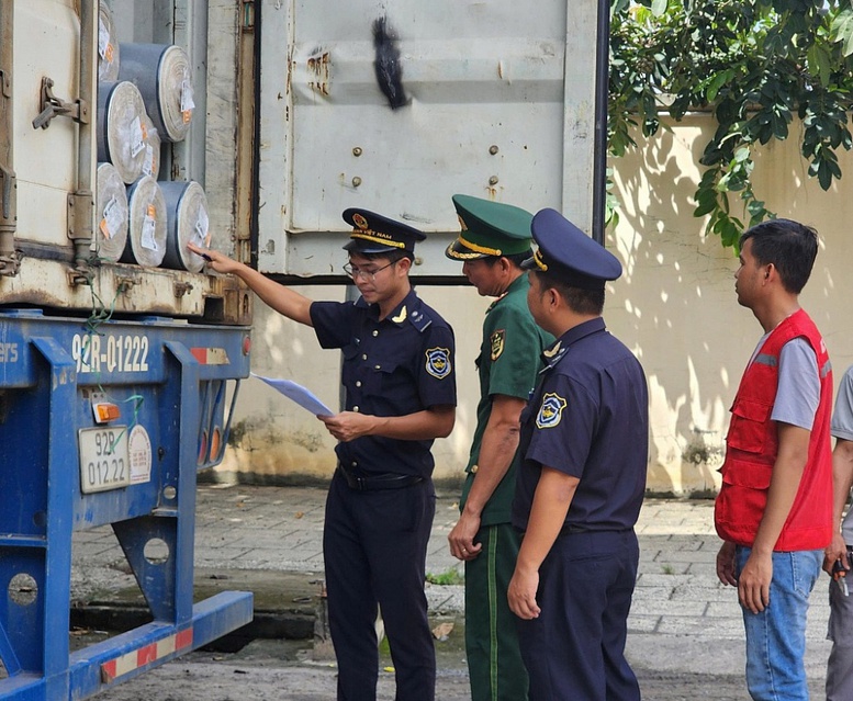 Hải quan chủ động kiểm soát biên giới, siết buôn lậu dịp cuối năm