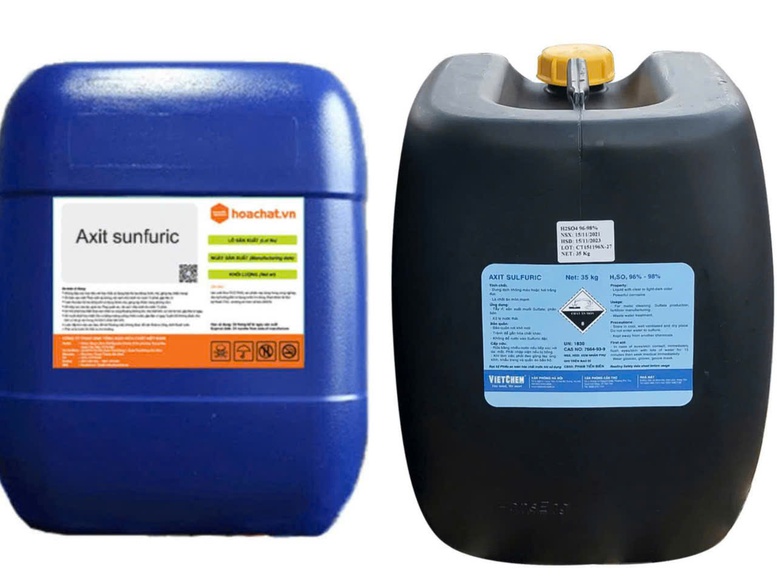 100 can axit sunfuric bị lũ cuốn trôi, công an phát cảnh báo nguy hiểm