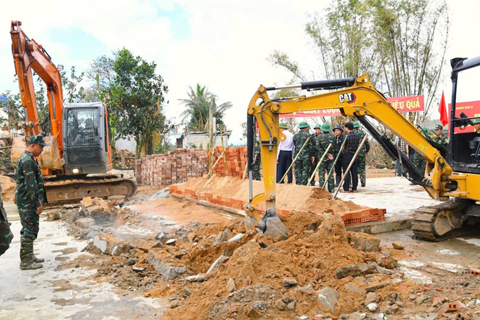 Không để thiếu vật tư, vật liệu làm lại nhà cho người dân bị thiệt hại bởi thiên tai