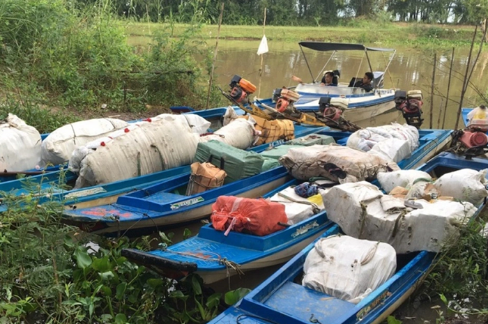 Kiểm soát chặt chẽ hoạt động buôn bán, vận chuyển hàng hóa khu vực biên giới