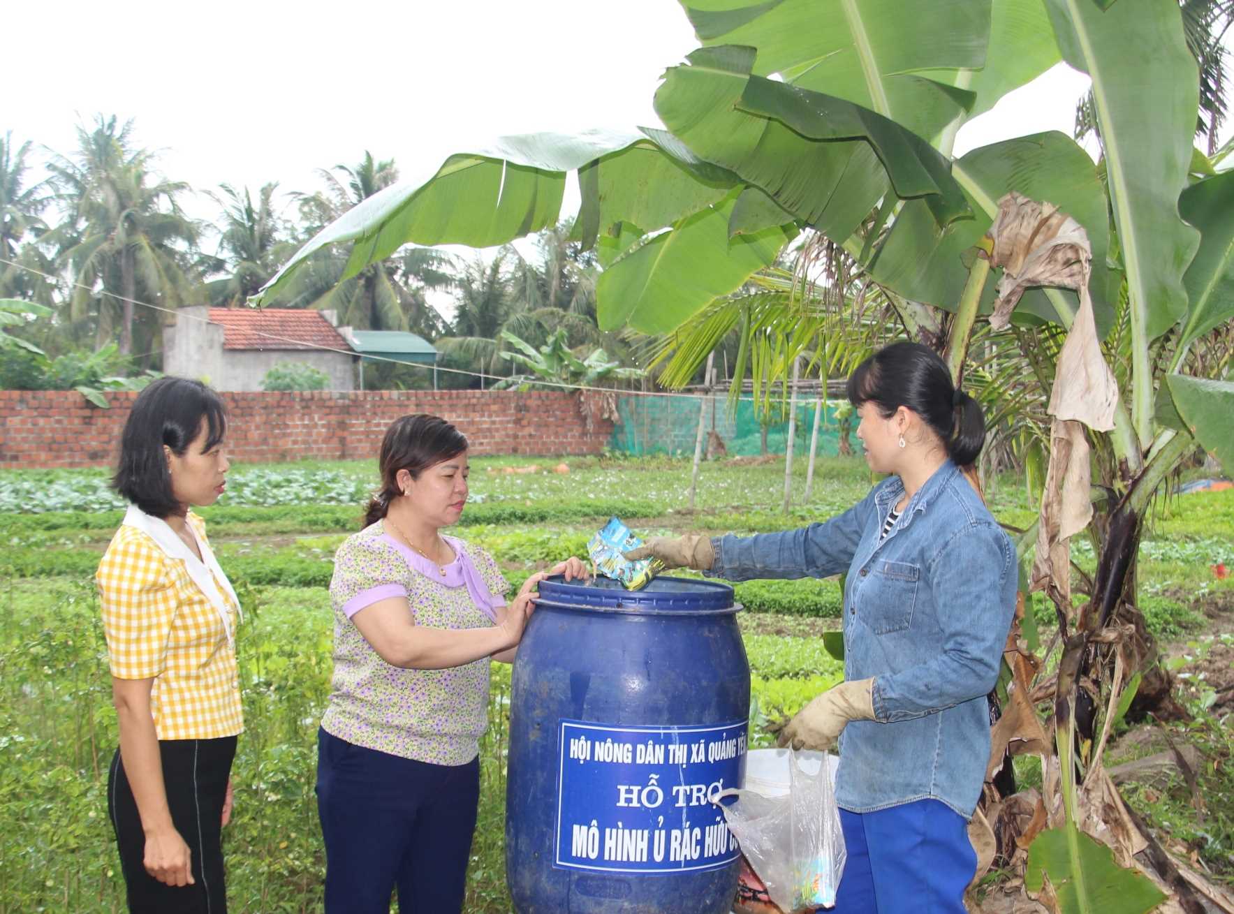Hướng tới mô hình nông nghiệp xanh từ xử lý rác thải