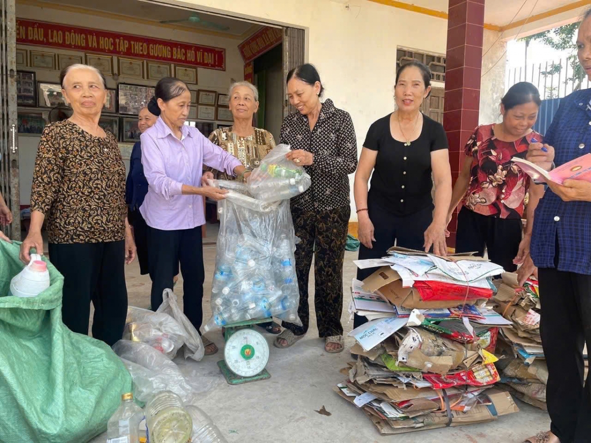 “Biến rác thành tiền” ở Ninh Bình: Giải pháp xanh gắn bảo vệ môi trường với an sinh xã hội