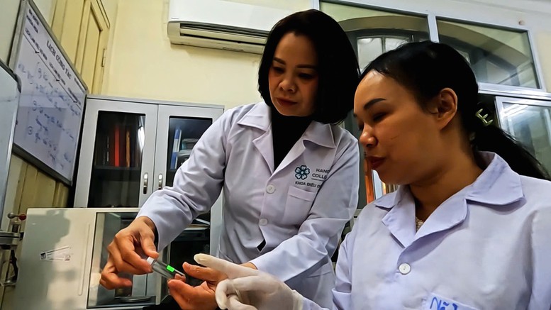 Gia tăng giá trị cho dược liệu Việt