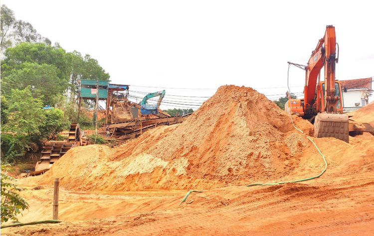 Siết chặt bảo vệ môi trường trong khai khoáng