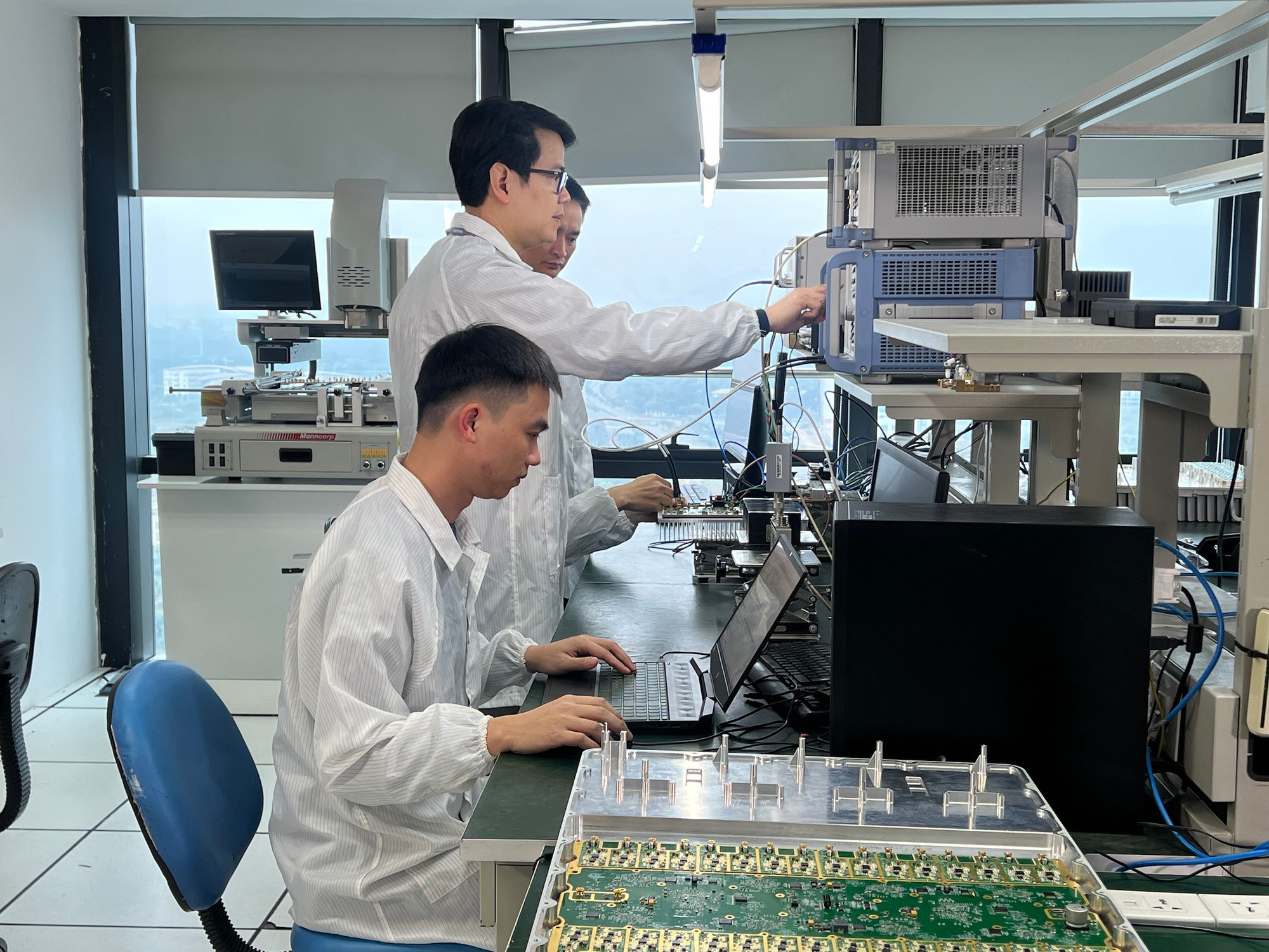 Xây dựng Danh mục công nghệ cao được ưu tiên đầu tư phát triển 