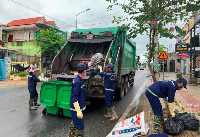 Đà Nẵng yêu cầu tuân thủ thời gian thu gom, xử lý rác thải dịp Tết