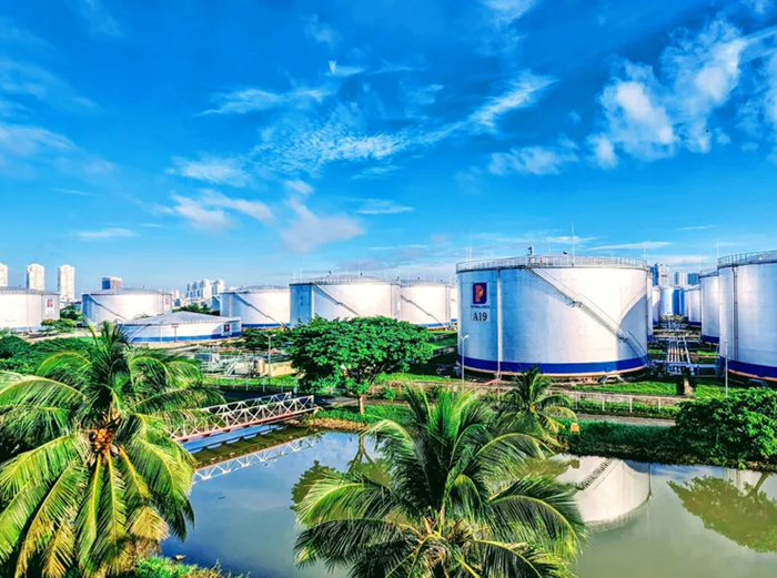 ‘Bình ổn giá xăng dầu được thực hiện theo nguyên tắc quy định tại Luật Giá’