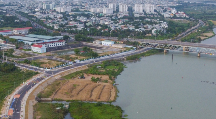 Đà Nẵng: Xử lý nghiêm các vi phạm về đê điều