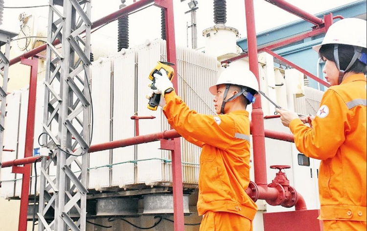 Đẩy mạnh các hoạt động sử dụng năng lượng tiết kiệm, hiệu quả