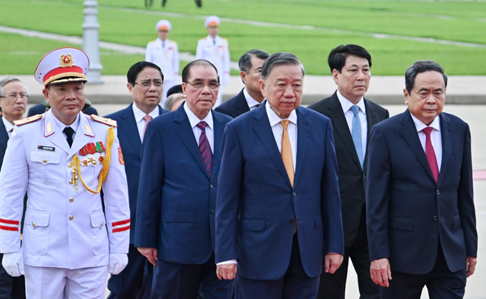 Lãnh đạo Đảng, Nhà nước vào Lăng viếng Chủ tịch Hồ Chí Minh
