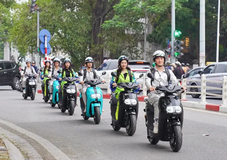 Hà Nội: Dự kiến hỗ trợ tối đa 20 triệu đồng khi đổi xe xăng sang xe điện