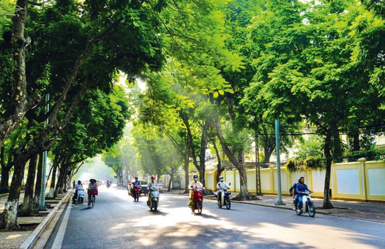 Thời tiết ngày 12/6: Bắc Bộ ngày nắng, Nam Bộ mưa dông rải rác