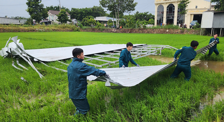 Cần Thơ: Khẩn trương hỗ trợ người dân sau thiên tai