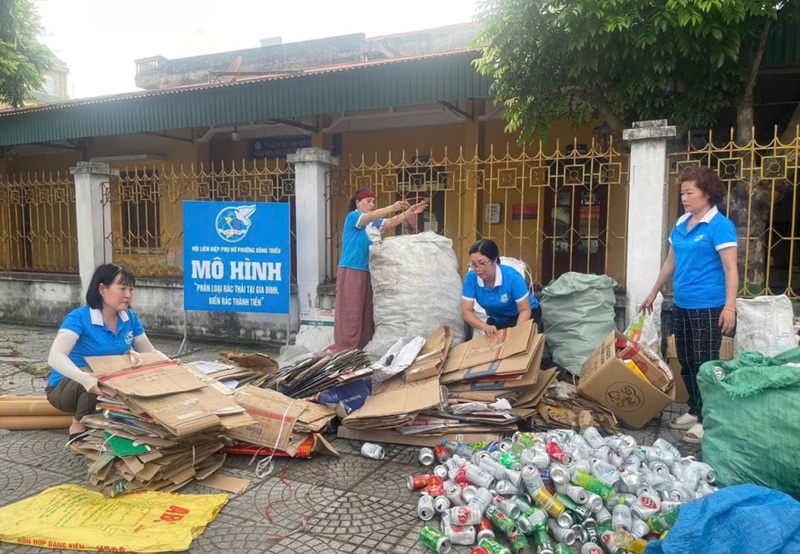 Quảng Ninh nhân rộng mô hình phân loại rác tại nguồn