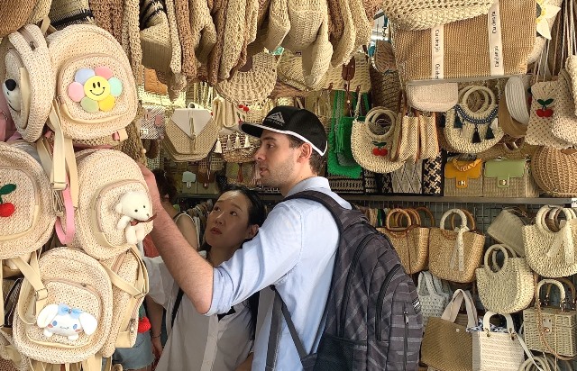 Đà Nẵng triển khai chính sách khuyến công và hỗ trợ phát triển quà tặng du lịch
