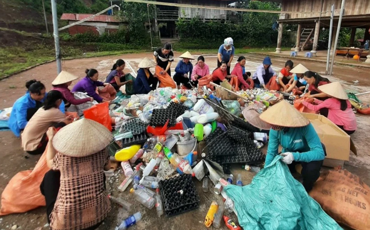 Thúc đẩy các hoạt động về môi trường trong cộng đồng dân cư