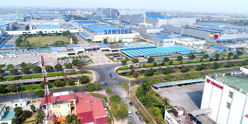 Phát triển mạng lưới quan trắc môi trường đồng bộ, kiểm soát nguy cơ ô nhiễm