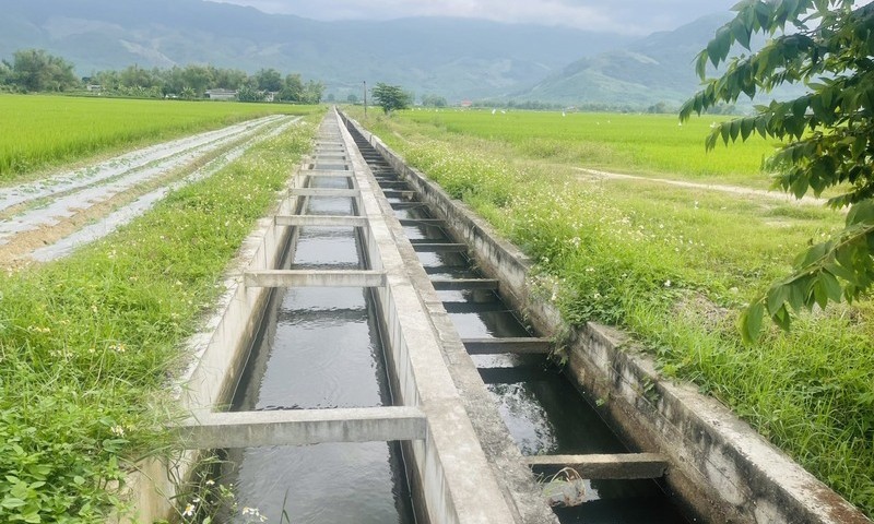 Hưng Yên hỗ trợ 50% kinh phí nạo vét, tu sửa kênh mương nội đồng