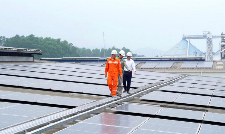 Khai thác hiệu quả nguồn năng lượng sạch từ điện mặt trời mái nhà