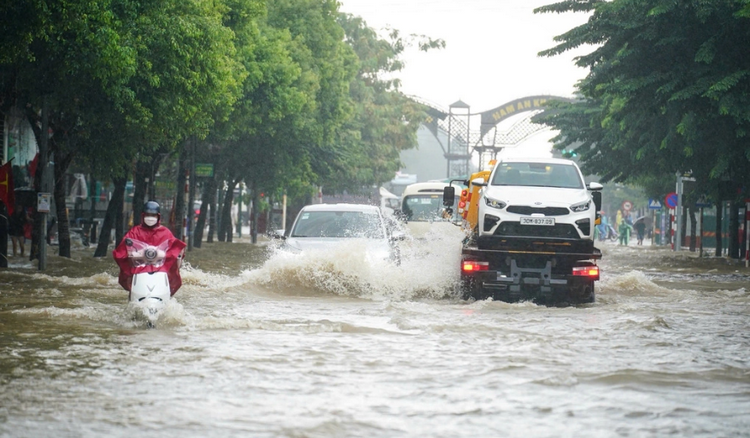 Dự báo thời tiết ngày 24/9/2026: Bắc Bộ, Trung Bộ mưa lớn, đề phòng nguy cơ ngập úng và sạt lở