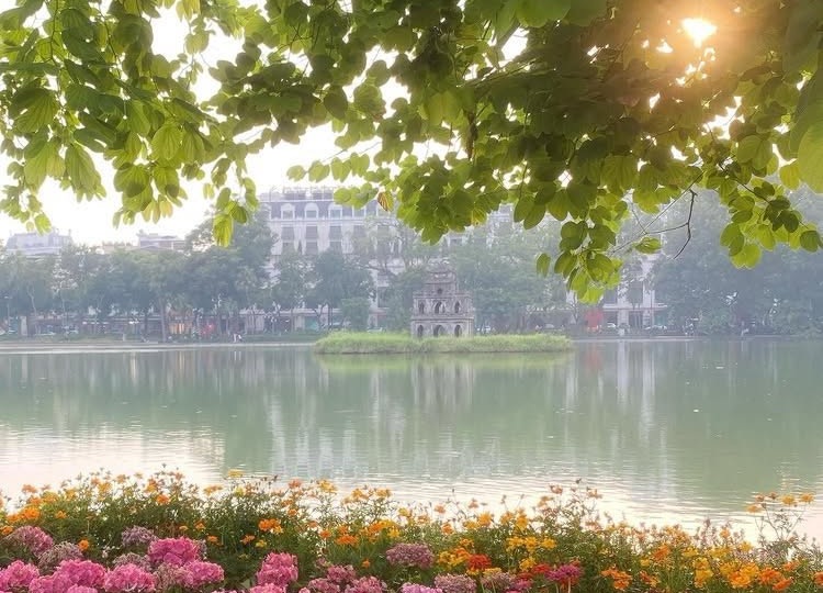Bắc Bộ ngày nắng, Nam Bộ chiều tối mưa dông